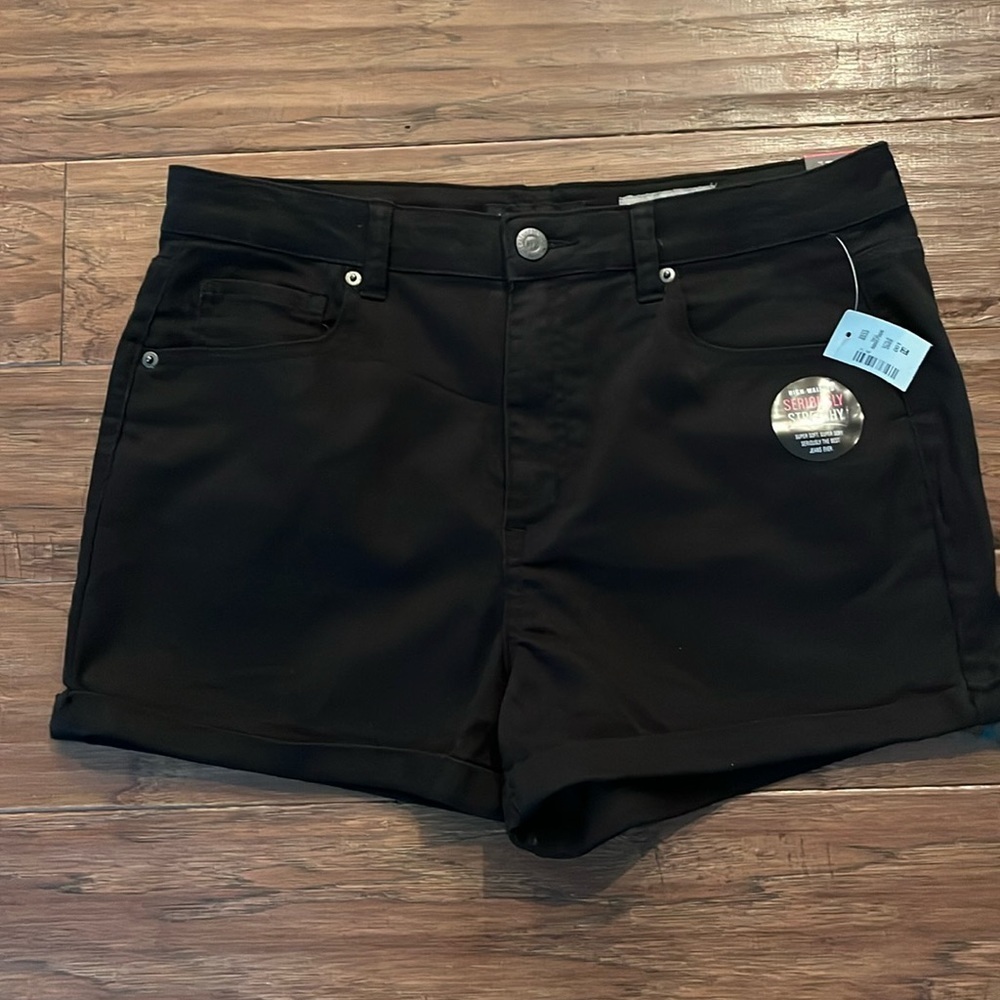 Aeropostale Women’s High Waisted Midi Shorts Size 14